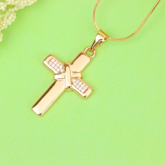 "Rose Gold Cross Pendant with Crystal Detail and Polished Finish, XPPT1484 - Picture 4 of 13